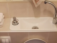 Vasque lave-mains compacte intégrée sur WC suspendu Geberit WiCi Next - Madame S (92) - 2 sur 2